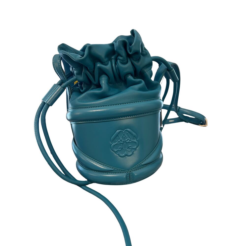 Alexander McQueen Soft Curve Bucket Bag Cerulean Nappa Leather Mini Crossbody - Picture 4 of 7